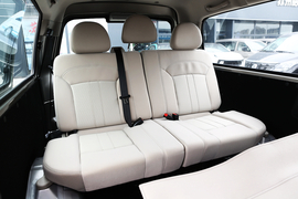 2022款东风风行菱智 M5L 1.6L 手动实用型 7座 国Ⅵ
