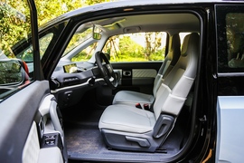 2021款宝骏KiWi EV 艺术家