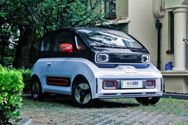 2021款宝骏KiWi EV 艺术家