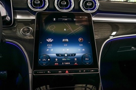 2022款奔驰C260 L运动版
