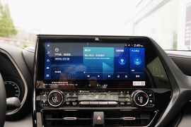 2021款丰田皇冠陆放 2.5L四驱旗舰版