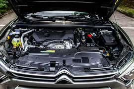 2021款雪铁龙凡尔赛C5 X 1.6T 享不凡