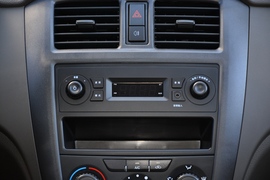 2021款五菱荣光S 1.2L 标准型封窗车(空调版) 5座 国VI