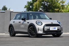 2022款MINI 1.5T COOPER 艺术家 五门版