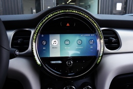 2022款MINI 2.0T COOPER S CABRIO 艺术家