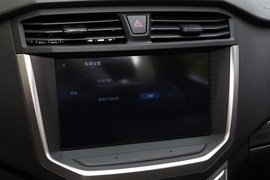 2021款上汽大通MAXUS T70  2.0T 自动两驱标箱高底盘进取版柴油