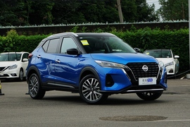 2022款日产劲客 1.5L XV CVT豪华版