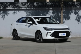 2021款北京U5 PLUS 1.5L CVT尊贵版