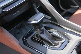 2021款吉利远景X6 PRO 1.4T 自动尊贵型