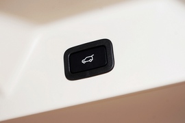 2022款 路虎揽胜 5.0 V8 SVA巅峰创世加长版