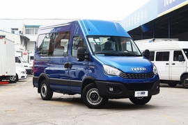 2021款依维柯欧胜 3.0T 自动超瑞短轴高顶侧拉门F1C