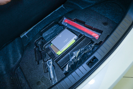 2021款英菲尼迪 Q50L 2.0T逸享版