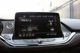 2021款雪佛兰开拓者 轻混 650T RS Twin-Clutch四驱7座 擎版