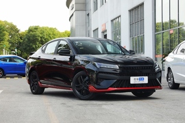 2021款思皓曜 1.5TGDI DCT闪电RACE