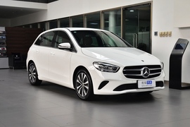 2021款奔驰 B 180 时尚型