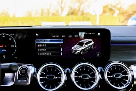 2022款奔驰EQB 350 4MATIC