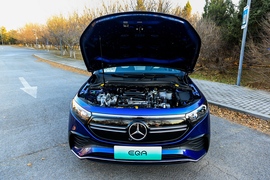 2022款奔驰EQA 300 4MATIC