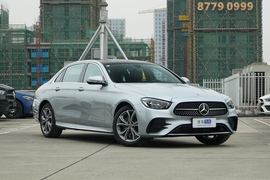 2022款奔驰 E 300 L 运动时尚型