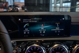 2022款奔驰 CLA 200 猎跑车