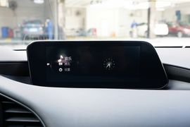 2021款马自达3 昂克赛拉 三厢  2.0L 自动质擎版