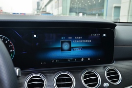 2021款奔驰 E 350 e L 插电式混合动力运动轿车