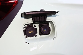 2022款奇瑞小蚂蚁 甜粉款 全糖版 三元锂 30kW 408km