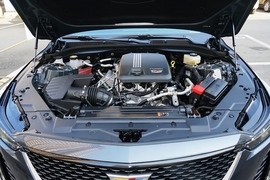 2022款凯迪拉克CT5 28T 豪华型