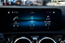2022款奔驰 A 200 L 运动轿车动感型