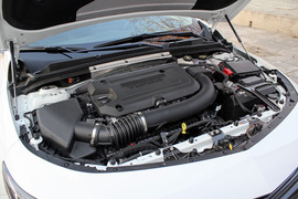 2022款雪佛兰迈锐宝XL Redline 550T 自动锐联版110周年纪念版