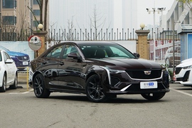 2022款凯迪拉克CT4 28T 尊贵型