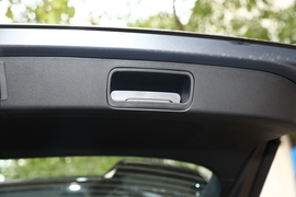 2022款荣威RX5 MAX 1.5T 自动有为尊贵版