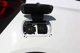 2022款奇瑞小蚂蚁 甜粉款 全糖版 磷酸铁锂 30kW 301km