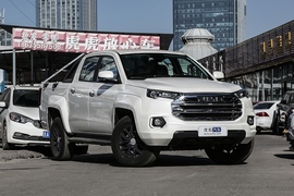 2022款江铃汽车域虎7 2.0T手动柴油四驱舒享型标轴