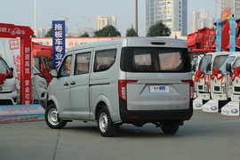侧后45°