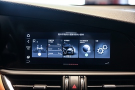 2021款阿尔法·罗密欧Giulia 2.0T 280HP 豪华版