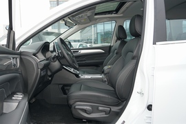 2021款哈弗M6 PLUS 1.5T DCT柳岩联名版