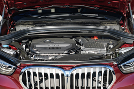 2022款宝马X1 xDrive25Li 尊享型