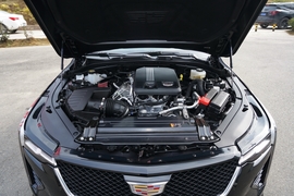 2022款凯迪拉克CT4 28T 风尚型