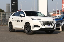2021款长安UNI-K 2.0T 全轮驱动尊享型