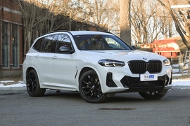 2022款宝马X3 xDrive30i 尊享型 M曜夜套装 改款