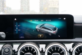 2022款奔驰 CLA 260 4MATIC 猎跑车