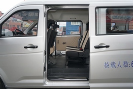 后排座椅
