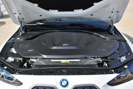 2022款宝马i4 M50