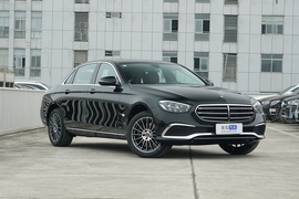2022款奔驰E 260 L 4MATIC 改款