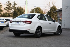 2022款斯柯达明锐 1.5L 自动舒享版