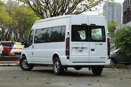 侧后45°