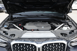 2022款宝马X4 xDrive 30i M运动套装
