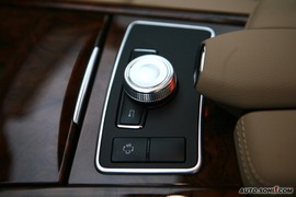 奔驰E300