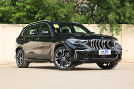 2022款宝马X5 xDrive 40Li M运动套装