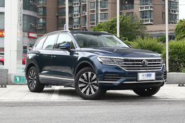 2022款大众途锐新能源 eHybrid